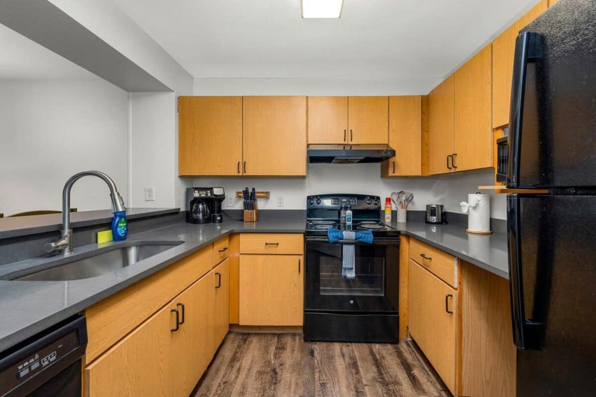 Budget Friendly Sleeps 8 Discounts Available Tampa Ngoại thất bức ảnh